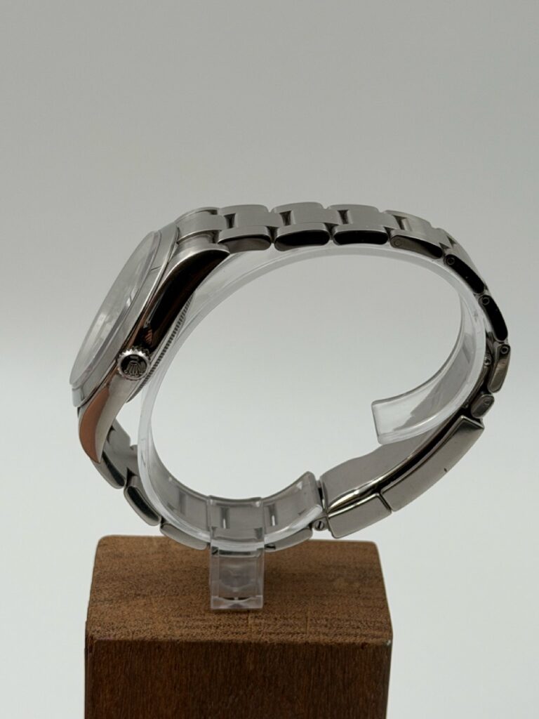 Rolex Explorer 214270