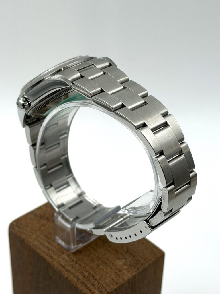 Rolex Oyster Perpetual Date 15200