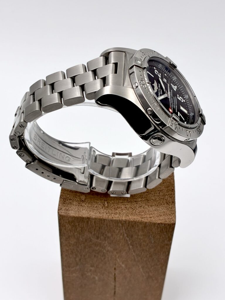 Breitling Avenger Seawolf A17330